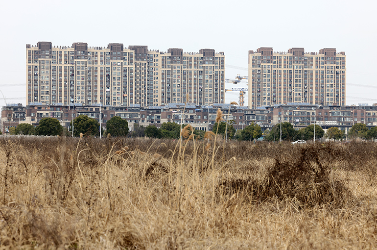Chinese Property Firms Brace for Big-City Rebound in April Land Auctions