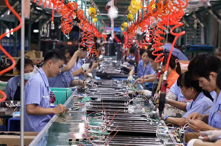 Yicai Chief Economist Confidence Index Stays Upbeat for Fourth Month in May