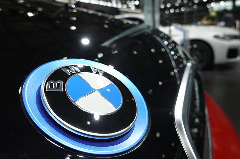 BMW to Start Producing Next-Gen EVs, Power Batteries in China From 2026