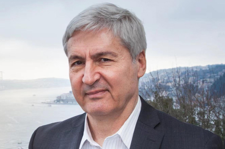 Lowering Interest Rates During High Inflation Is ‘Mother of All Problems,’ Turkish Economic Historian Says