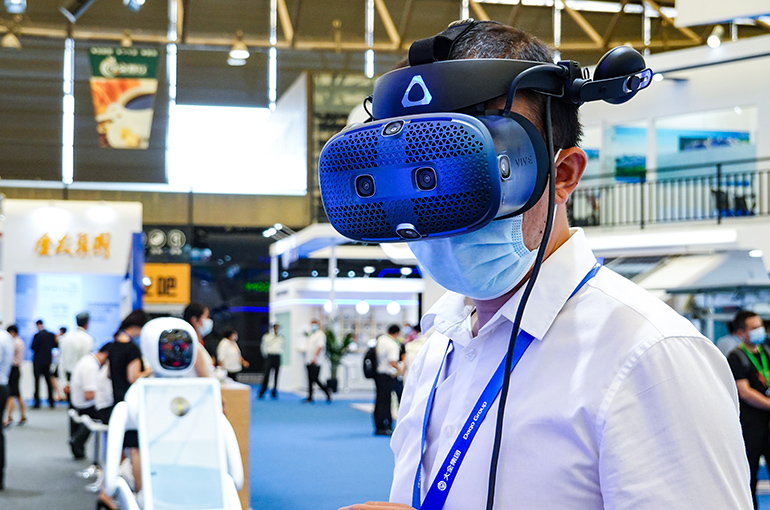 Chinese AR Gadget Market to Stay Hot After Nearly Quadrupled Sales in 2nd Quarter, CINNO Says