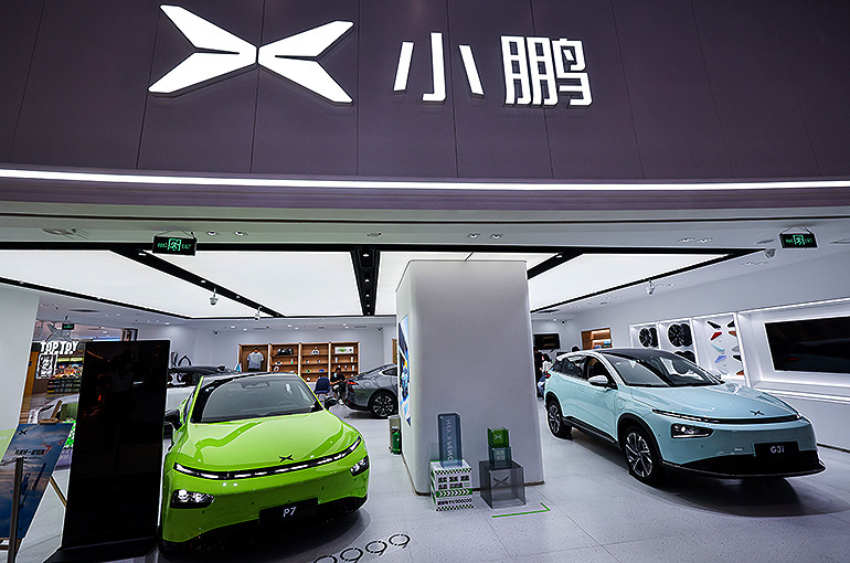 Xpeng Soars After Volkswagen Buys Into Chinese EV Startup for USD700 Million