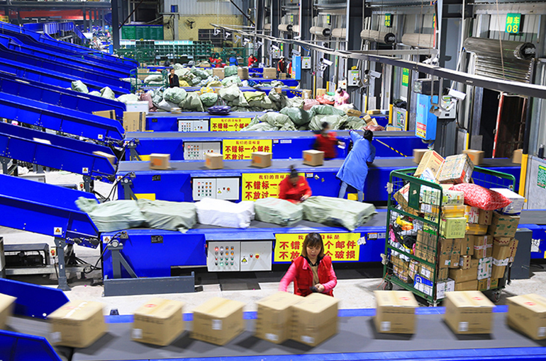 China’s Logistics Sector Maintains Steady Growth in First Half