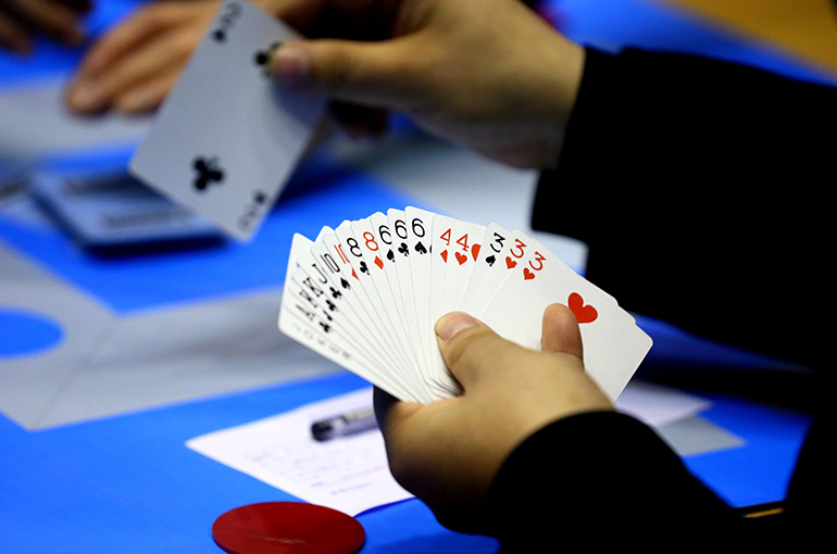 Chinese PE Funds Are More China-Centric; Investors Have Even Swapped Playing Texas Hold’em for Guandan