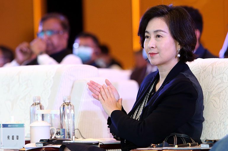 Daughter of Late Macau Tycoon Stanley Ho to Serve on Board of China Southern Airlines