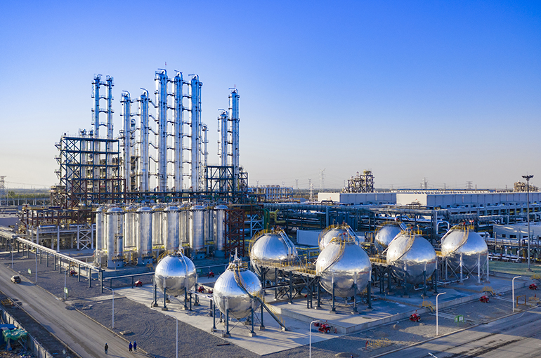 China's Daqo Says Bye to Inflated Prices of PV Materials as Net Profit Dropped 54% in First Half