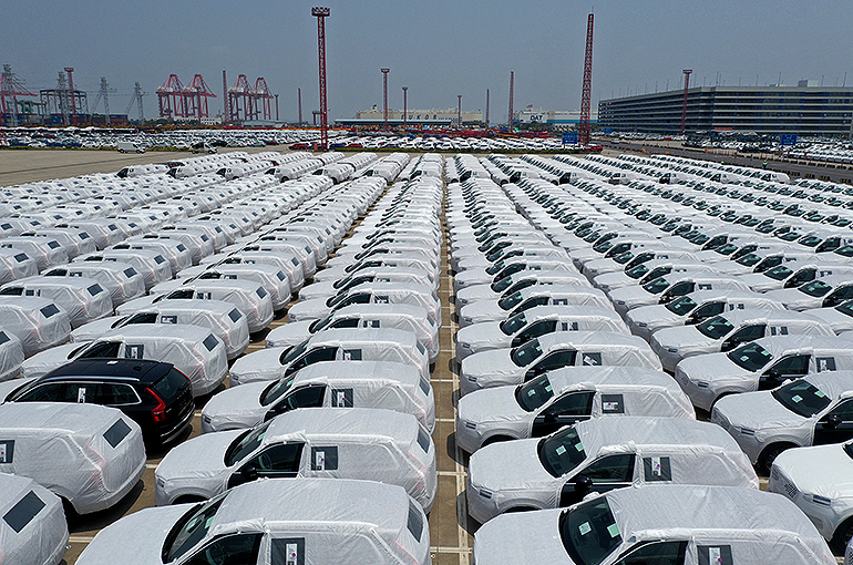 China Overtakes Japan as World’s Top Car Exporter in First Half