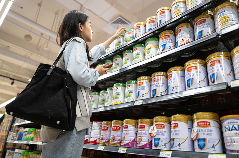 China’s Under Pressure Baby Formula Makers Aren’t Ready to Go Global