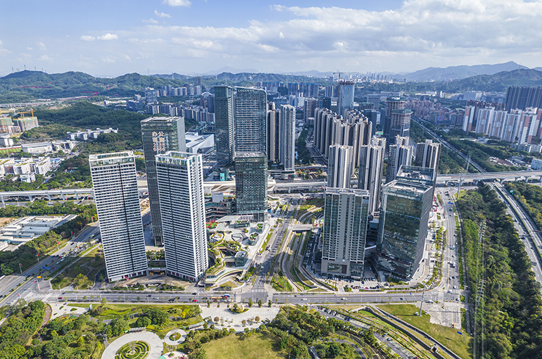 Shenzhen to Permit Hong Kong, Macao Residents to Own Local Office Space, Report Says
