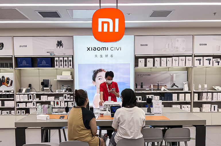 Xiaomi to Launch iPhone 15 Rival in Early November, Report Says