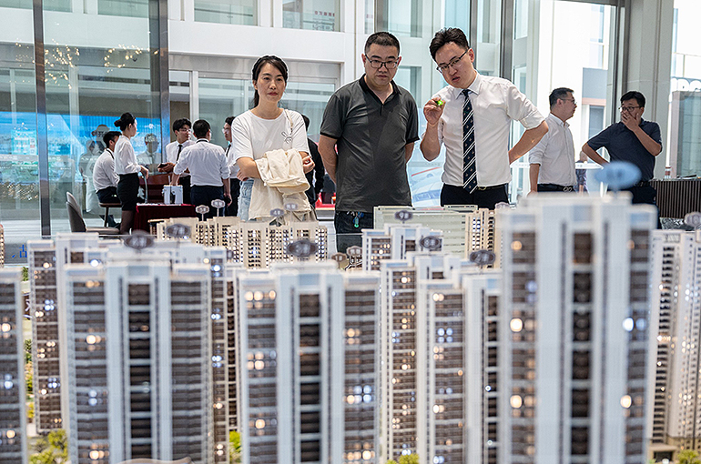 Mortgage Rate Cut to Help Over 40 Million Homeowners in China, Report Says