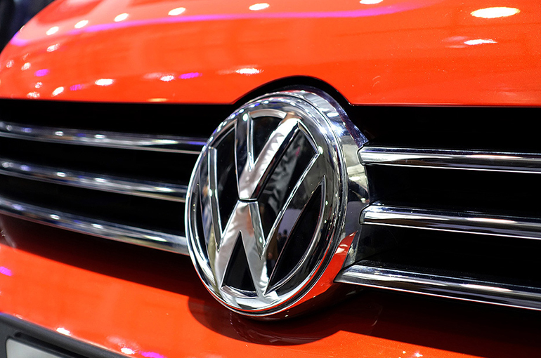 Investors Snap Up Volkswagen's First USD205.2 Million of Panda Bonds