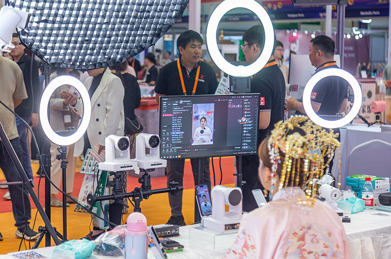 China's E-Commerce Turns Into Livestreaming as Sales Soared by 61% Jan.-Sept.