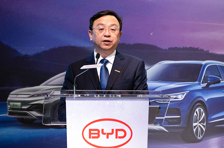 BYD’s Founder to Step Down From Positions at More Units to Simplify ...