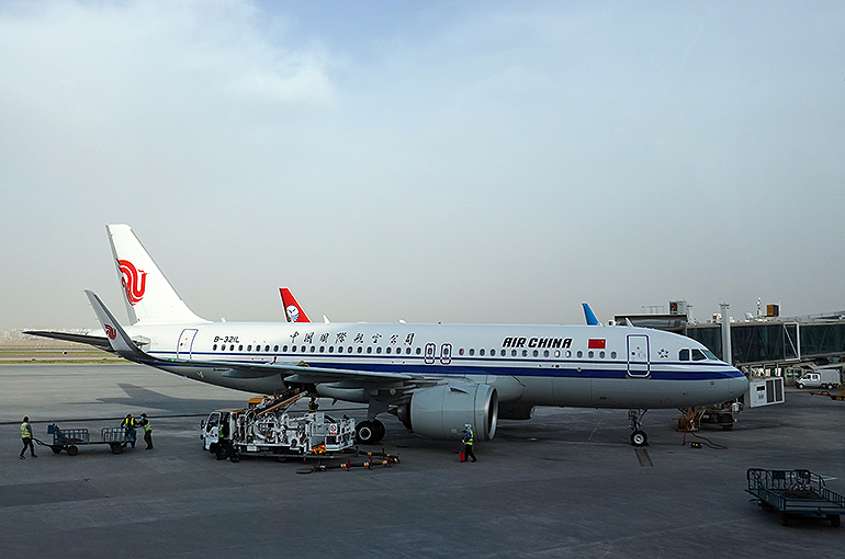 Air China Gains After Returning to Profit for First Time Since 2019