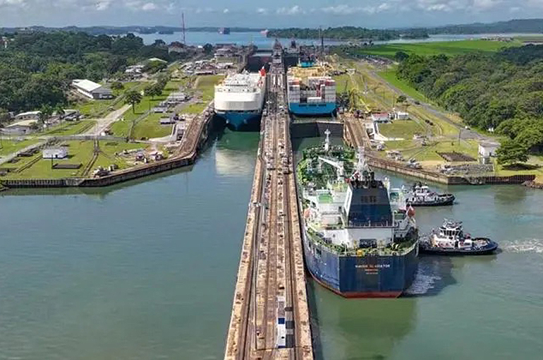 Water Shortage Means Panama Canal May Remain Bottlenecked in 2024, Insiders Say