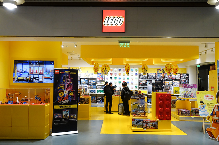 Merlin Sees Huge Potential in China’s Theme Park Sector, Legoland Exec Says