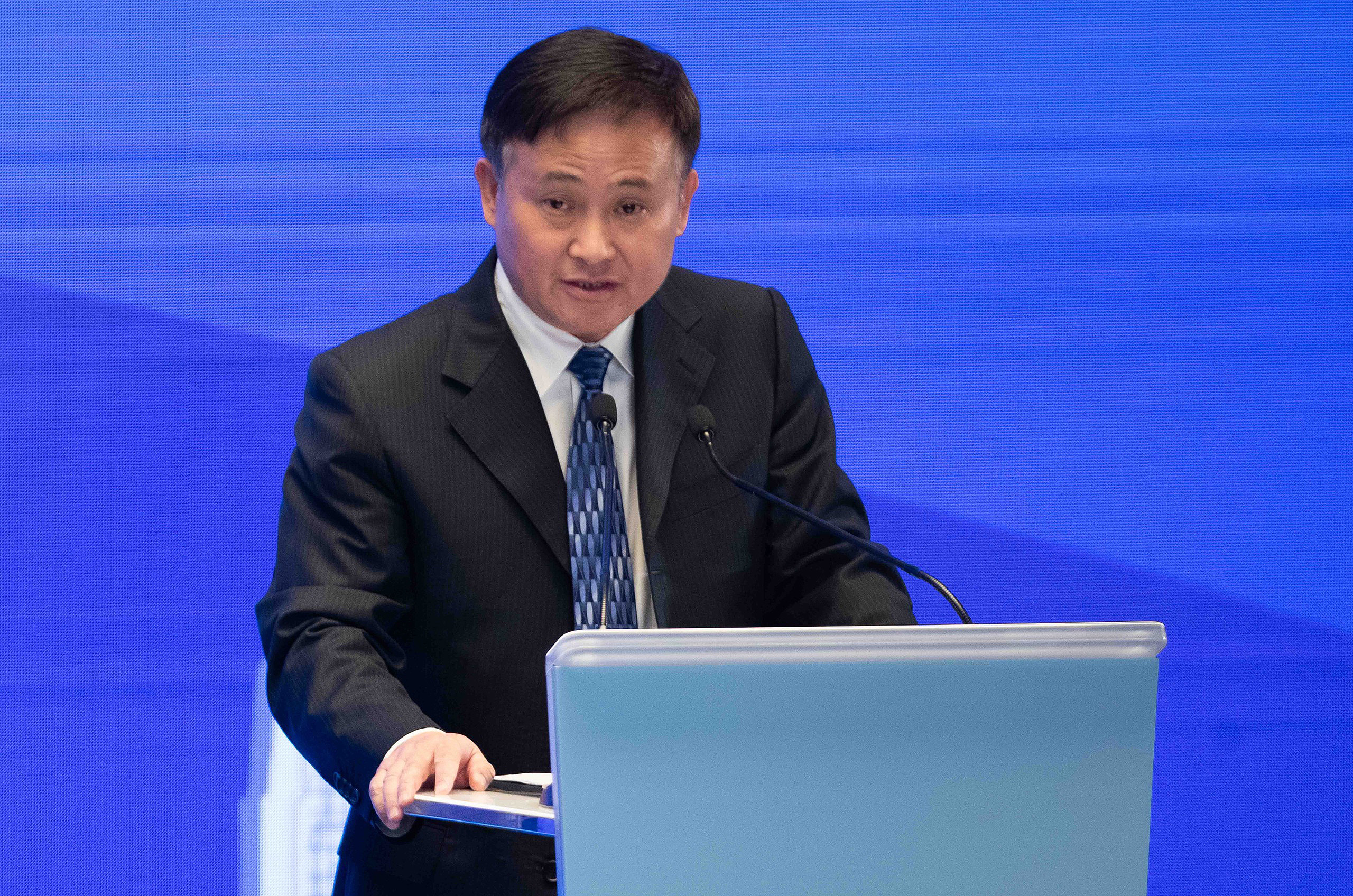 PBOC Governor Expects China’s Economy to Achieve Targeted 5 Percent Growth This Year