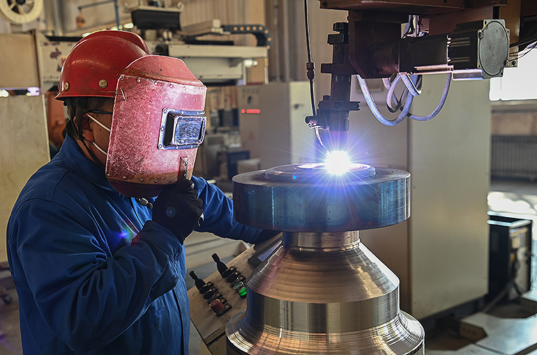 China Needs to Improve Supply to Drive Manufacturing Demand, NBS Says