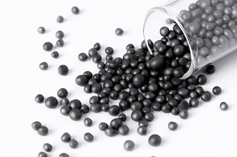 China's GCL Slumps on Ending Silicon Rod Production to Focus on Granules