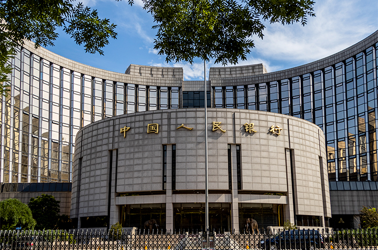 China’s Central Bank Surprises With No MLF Rate Cut