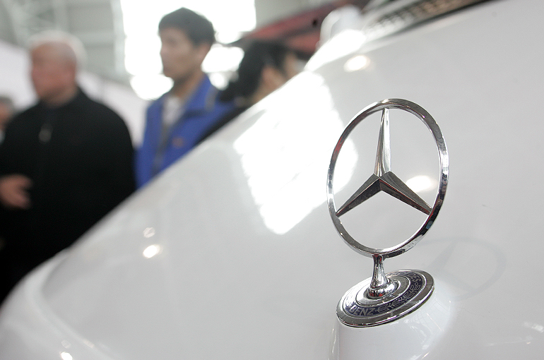Daimler’s China JV to Launch 15 New Models This Year to Speed Up Electrification, CEO Says