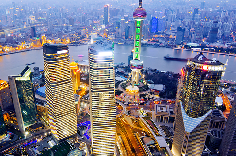HSBC Chief, Other Top Foreign Financiers Beat a Path to Shanghai