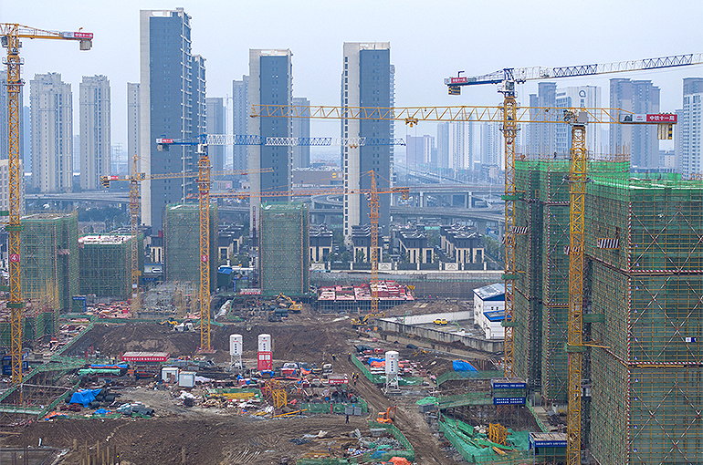 China’s Real Estate Funding Whitelist Will Boost Projects by Struggling Developers, Insiders Say