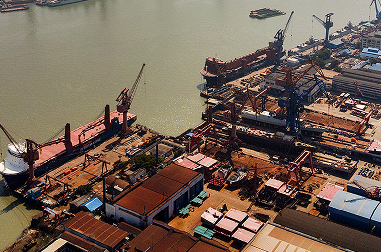 China Shipyard Output to Rise 6.3% to 45 Mln Deadweight Tons This Year, Industry Group Says