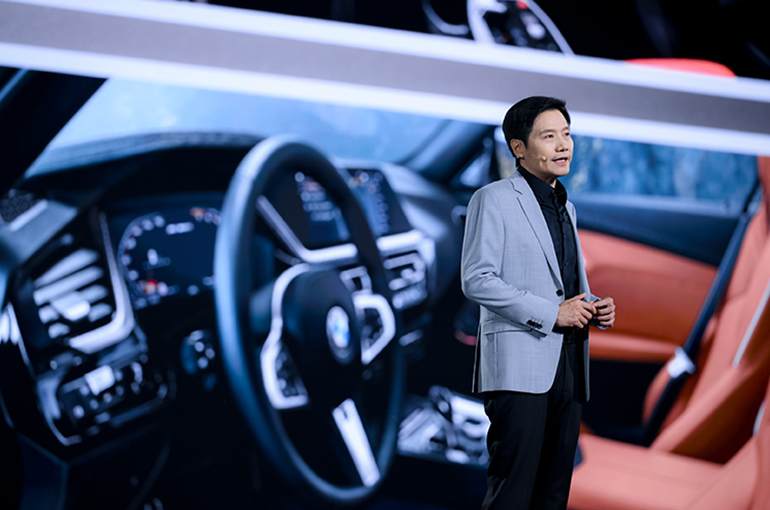 Lei Jun, Other Chinese Tech Entrepreneurs Are ‘Shocked’ as Apple Scraps Carmaking Bid
