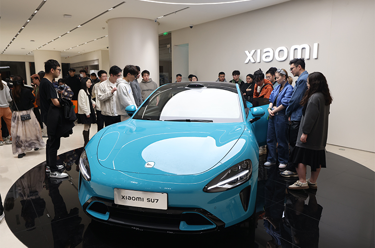 Xiaomi Soars as Investors Join Hype for First EV SU7