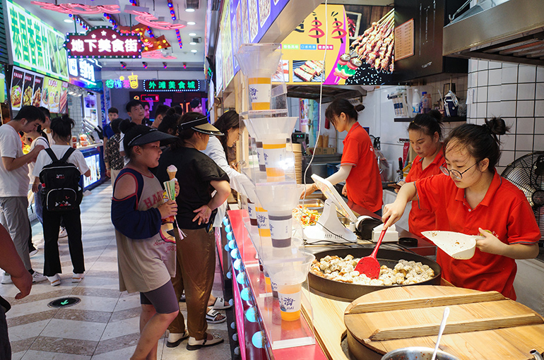 China’s Services Activity Quickens in March, Expanding for 15th Straight Month, Caixin PMI Shows