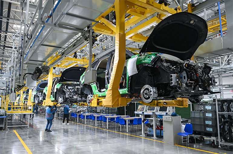 Chongqing’s NEV Output Doubles in First Quarter as Changan Auto, Seres’ Sales Soar