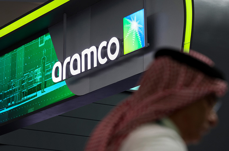 Saudi Aramco to Buy 10% Stake in Hengli in Fourth Investment in Chinese Oil Refiners in Past Year