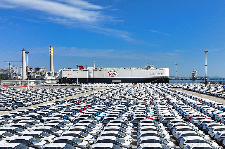 BYD’s First Ro-Ro Ship Sets Sail on Maiden Voyage to South America