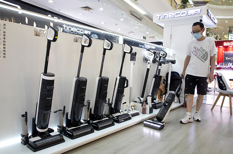 Sales of Chinese Floor Cleaners Jump in First Quarter After Makers Cut Prices Amid Competition