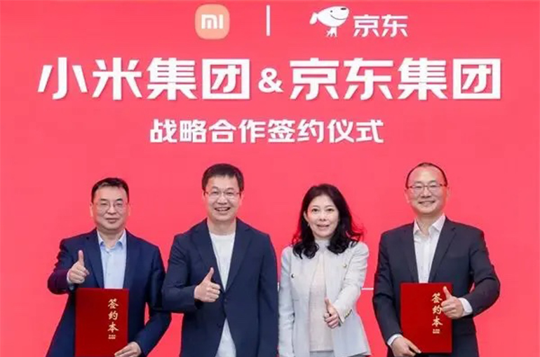 Xiaomi Aims to Sell USD27.6 Billion of Products via JD.Com in Next Three Years as Pair Deepen Alliance