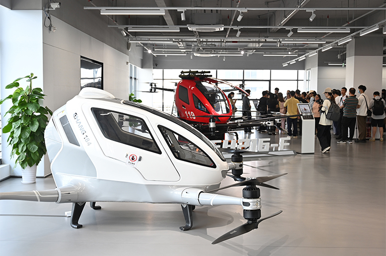 Flying Taxi Maker EHang Slims First-Quarter Loss 27% With Record Deliveries
