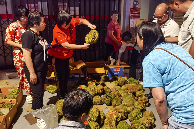 Consumer Tastes Are Deepening China's Trade Deficit in Fruits, Aquatic Products