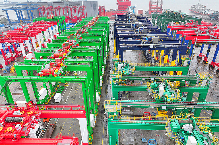 China's ZPMC Is Independently Developing Top-Tier Automated Terminal Gear