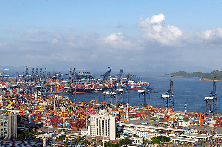 Shenzhen's Industrial Output, Fixed-Asset Investment, Exports Grow in January-April as Consumption Slows