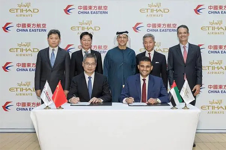 China’s Big Three Airlines Deepen Ties With Middle Eastern Carriers