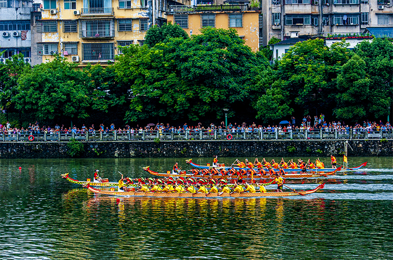 China’s Domestic Tourist Spending Jumps 8% to USD5.6 Billion Over Dragon Boat Festival Holiday