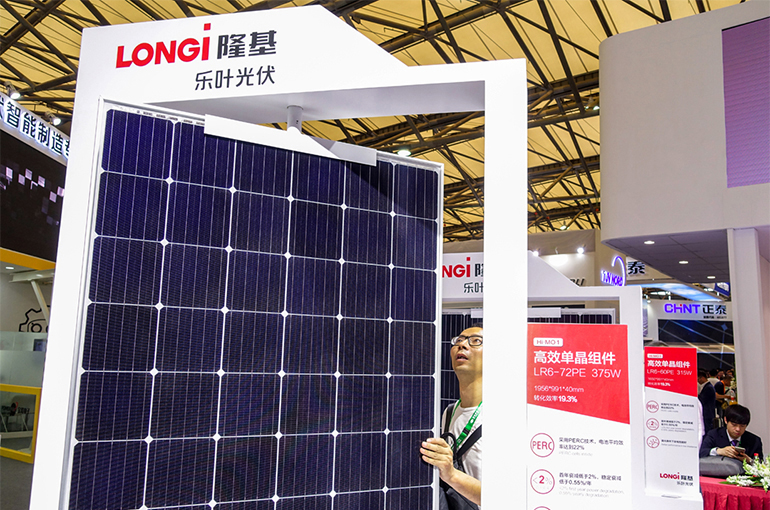 Chinese Solar Giant Longi’s Valuation Shrinks 21% in a Month as Investors Get Cold Feet