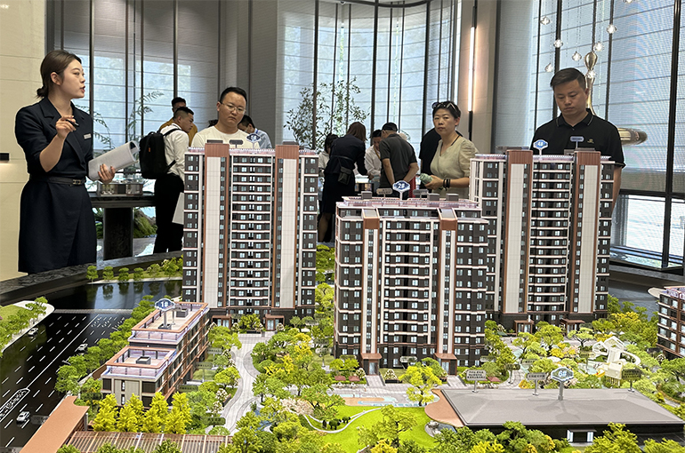 Beijing Is Last of China’s First-Tier Cities to Ease Home-Buying Policy