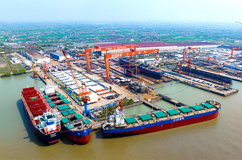 China's New Shipbuilding Orders Jump 44% in First Half