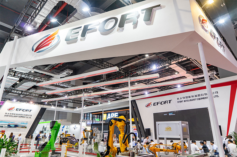 China's Efort Surges After Industrial Robot Maker Unveils Plan for Super Plant, Global HQ