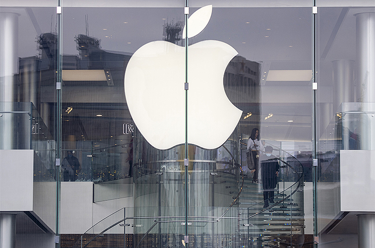 Apple’s Quarterly China Revenue Falls 6.5% on Foreign Exchange