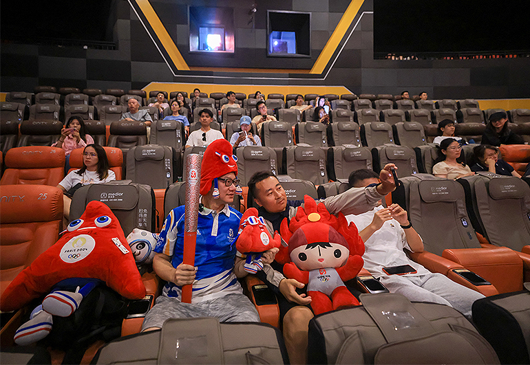 China Film Trials Streaming Olympic Games at Cinemas