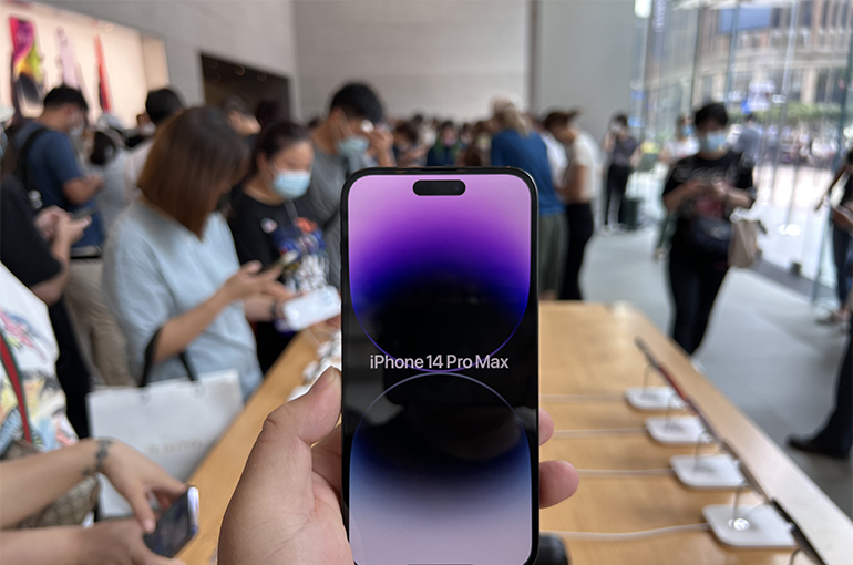 Premium iPhones to Go On Being Made in China, Wedbush's Ives Says